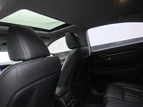 Used 2017 Lexus ES 350 w/ Luxury Package FWD image 19