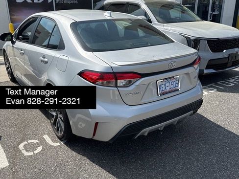 Used 2022 Toyota Corolla SE image 4