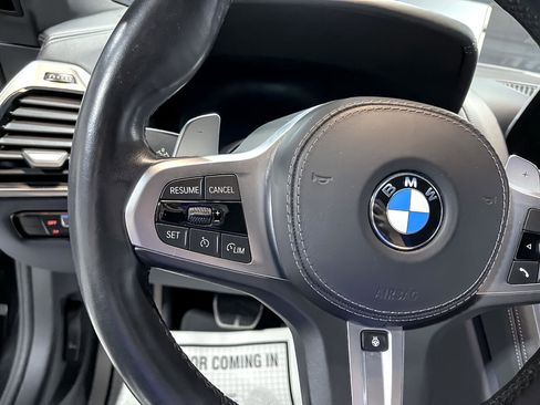 Used 2022 BMW 840i Convertible w/ Driving Assistance Package image 21