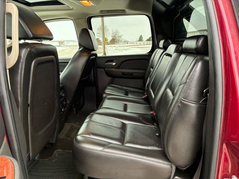 Used 2007 Chevrolet Avalanche LTZ w/ LTZ Preferred Equipment Group image 27