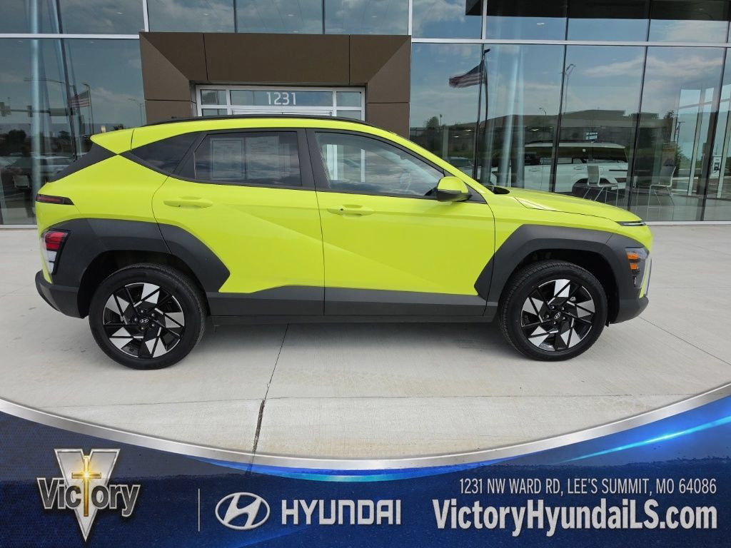 Used 2024 Hyundai Kona SEL AWD/4WD image 6