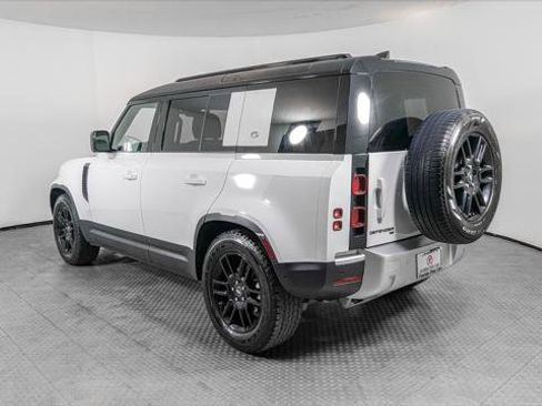 Used 2020 Land Rover Defender 110 S image 6