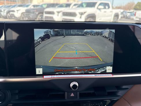 New 2026 Toyota Crown Signia image 18