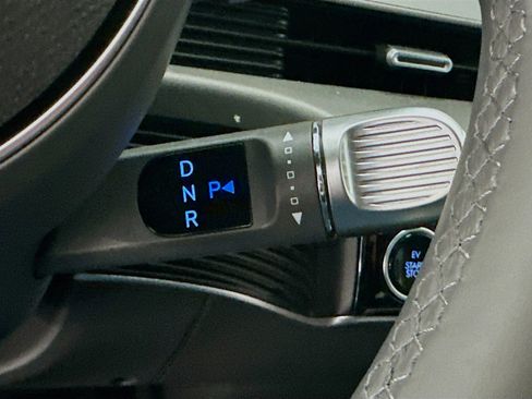 Used 2024 Hyundai Ioniq 5 SEL image 25