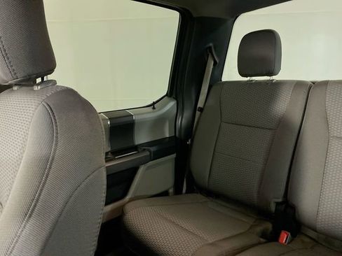 Used 2020 Ford F150 XLT image 12