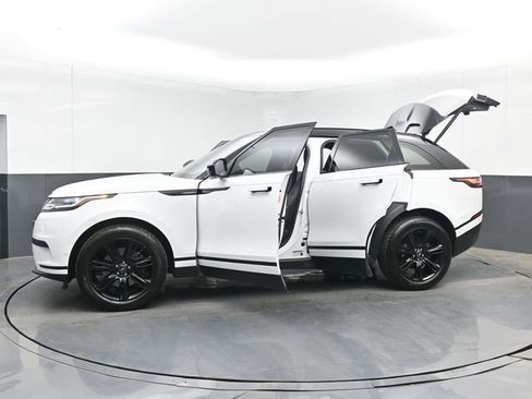 Used 2021 Land Rover Range Rover Velar S AWD/4WD image 54