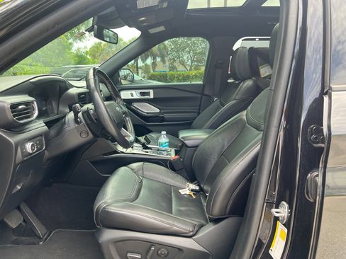 Used 2021 Ford Explorer ST w/ Equipment Group 401A AWD/4WD image 10