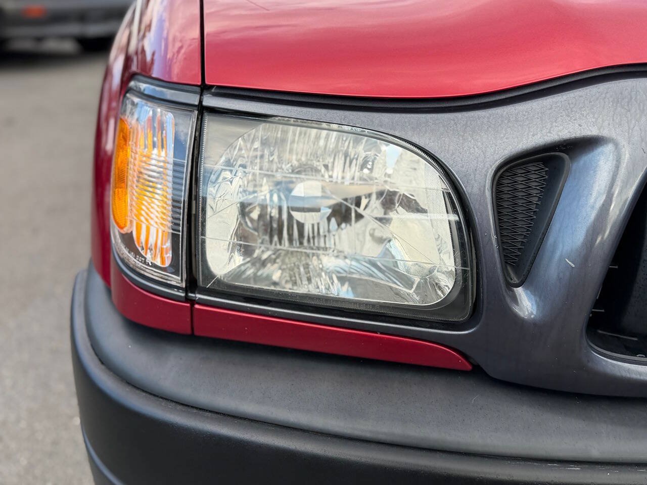 Used 2002 Toyota Tacoma 2WD Regular Cab image 79