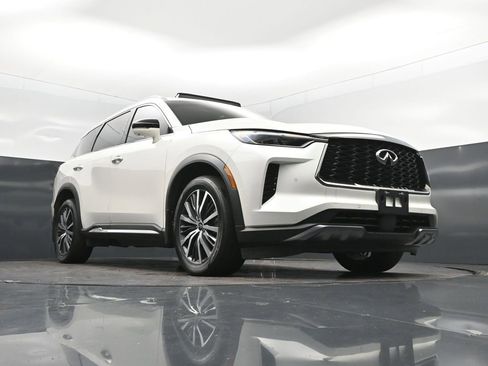 Certified 2023 INFINITI QX60 Sensory w/ Vision Package AWD/4WD image 46
