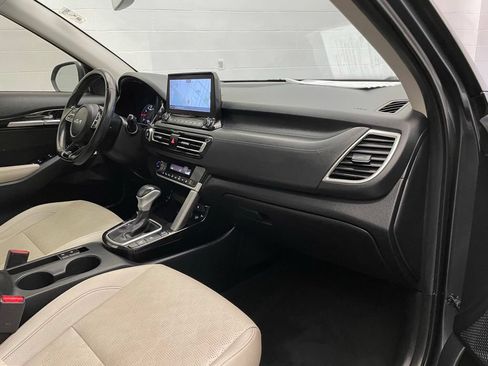 Used 2023 Kia Seltos SX w/ SX Sunroof Package AWD/4WD image 26