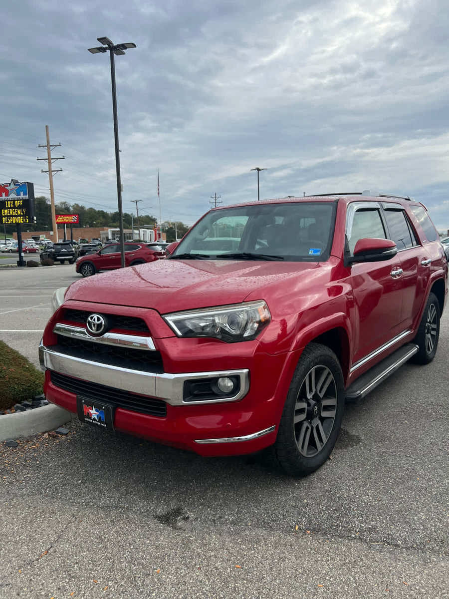 Used 2015 Toyota 4Runner Limited AWD/4WD image 8
