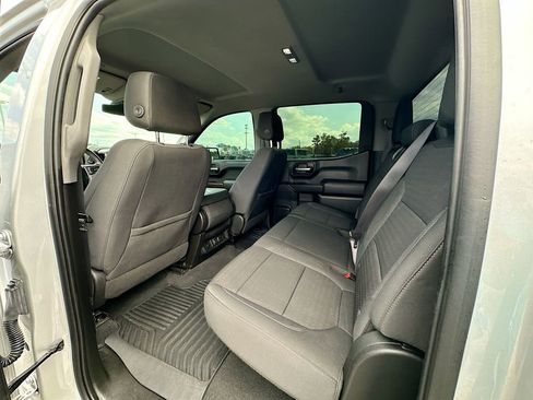 Used 2020 Chevrolet Silverado 1500 LT w/ All-Star Edition AWD/4WD image 4