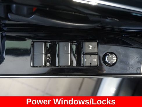 Used 2023 Toyota bZ4X AWD w/ Weather Package image 5