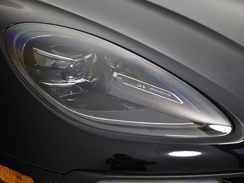 New 2026 Porsche Macan S AWD/4WD image 17