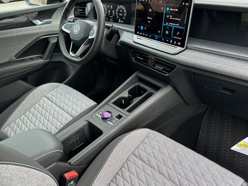 New 2026 Volkswagen Tiguan S AWD/4WD image 15