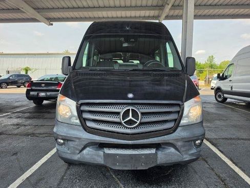 Used 2016 Mercedes-Benz Sprinter 2500 image 3