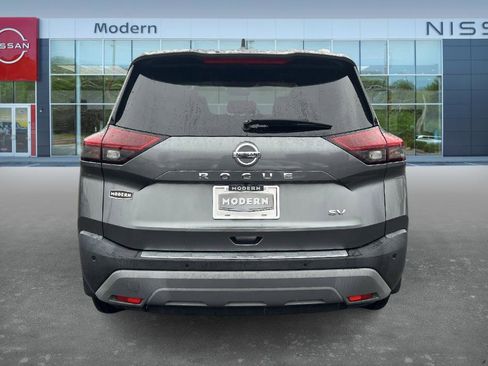 Certified 2021 Nissan Rogue SV w/ Premium Package image 6