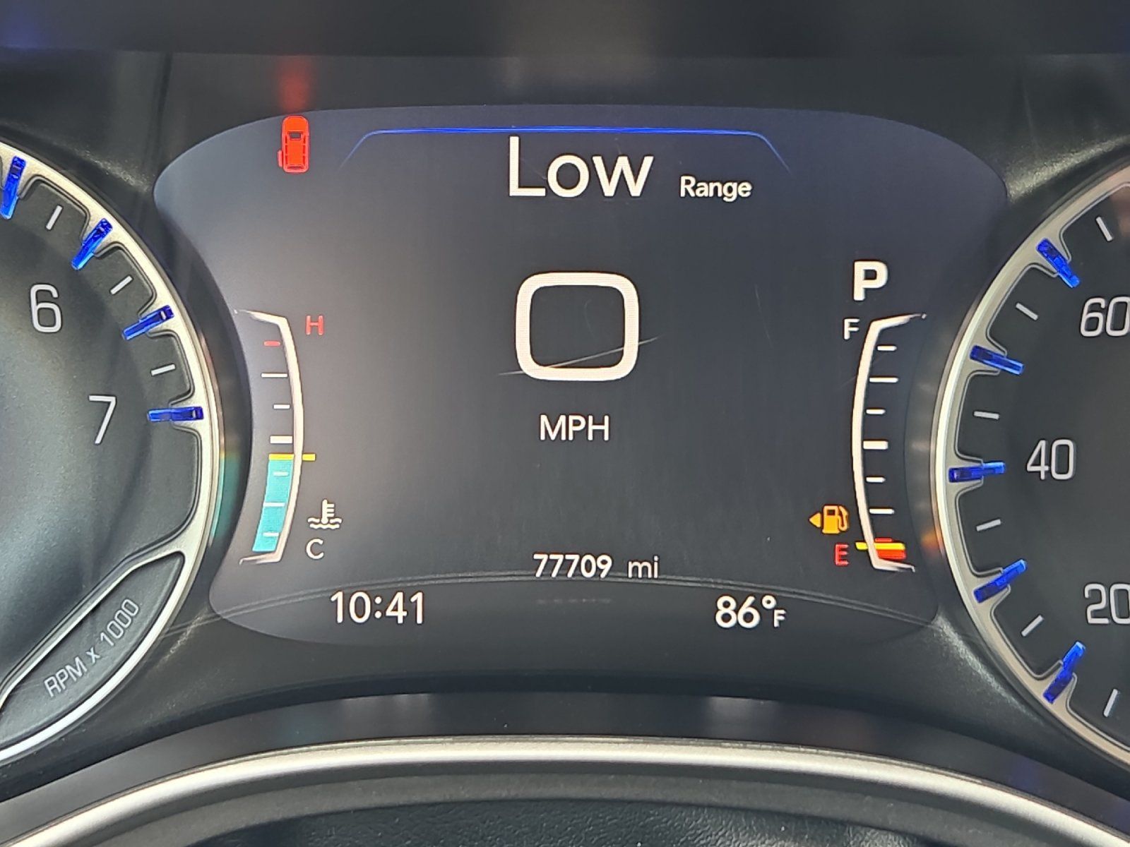Used 2024 Chrysler Pacifica Touring-L FWD image 26
