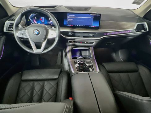 Used 2024 BMW X7 xDrive40i AWD/4WD image 29