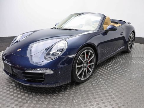 Used 2015 Porsche 911 Carrera S RWD image 2