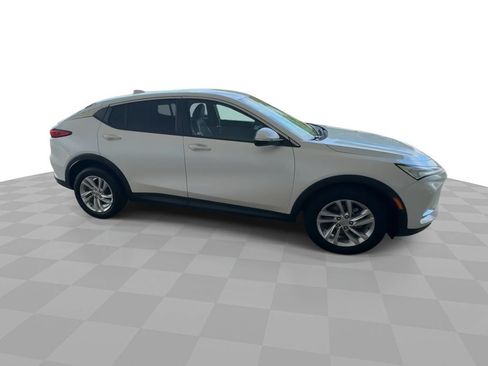 Certified 2024 Buick Envista Preferred w/ Convenience I Package FWD image 9