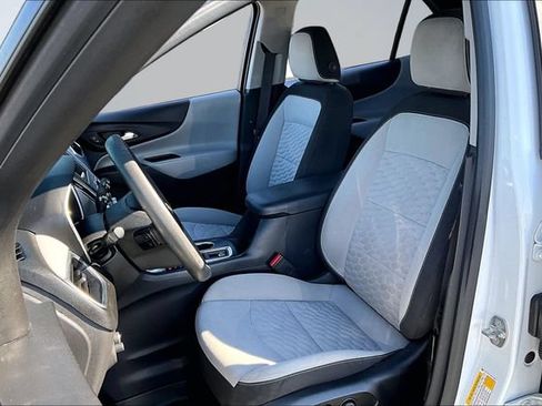 Used 2021 Chevrolet Equinox LS w/ LS Convenience Package FWD image 20