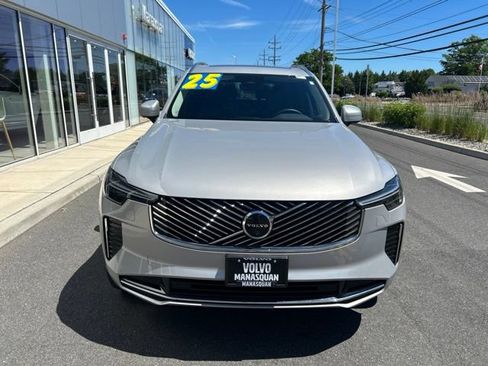 Used 2025 Volvo XC90 B5 Plus AWD/4WD image 7
