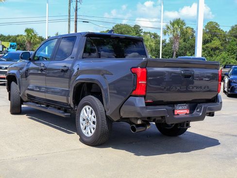 Used 2025 Toyota Tacoma SR5 RWD image 21