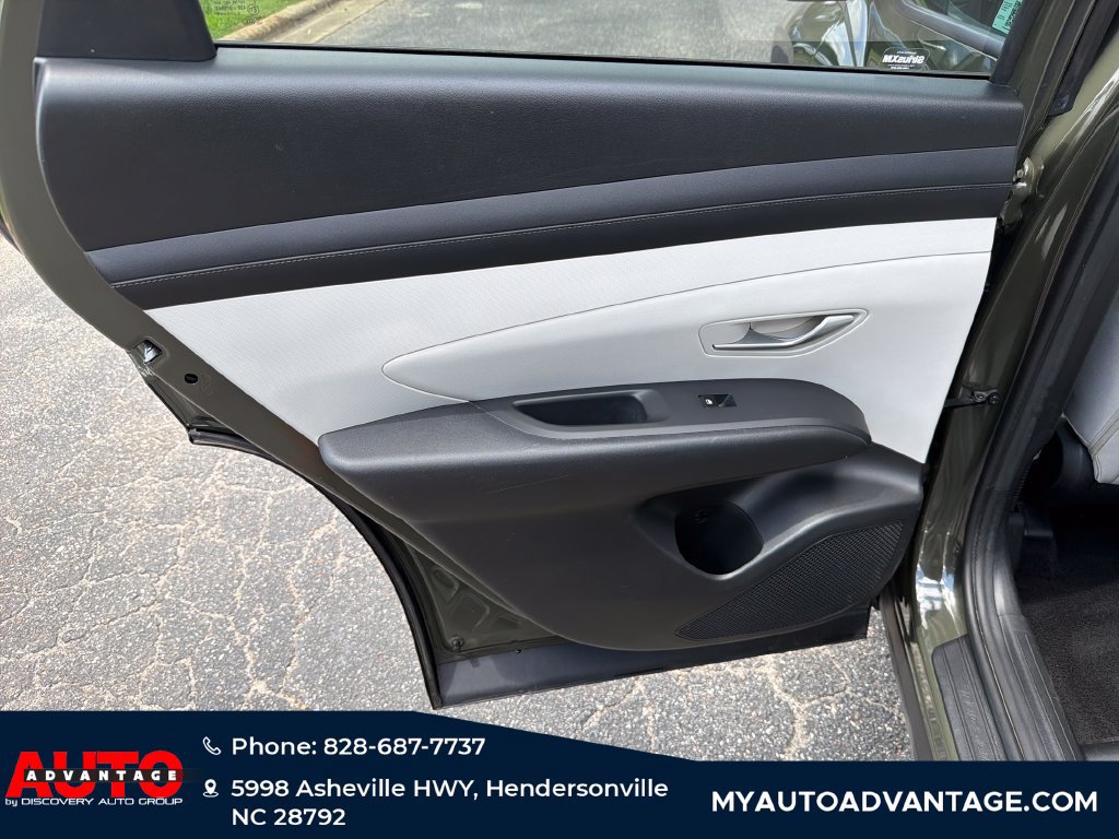 Used 2025 Hyundai Tucson SEL AWD/4WD image 28