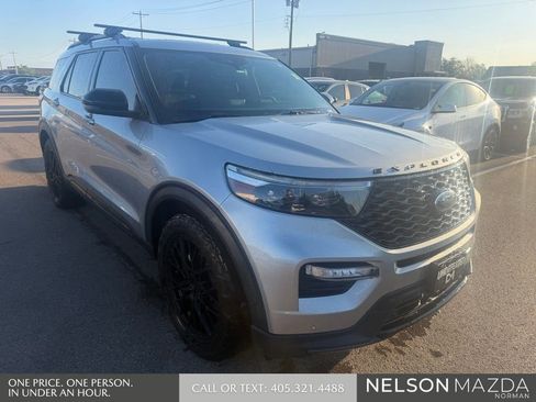 Used 2020 Ford Explorer ST w/ Premium Technology Package image 4