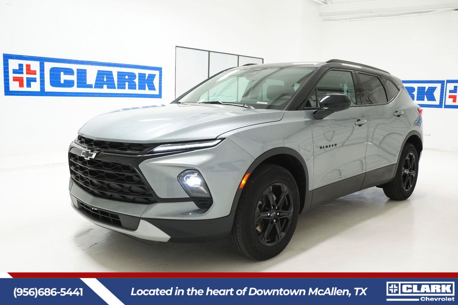 Used 2024 Chevrolet Blazer LT w/ Convenience Package FWD image 1