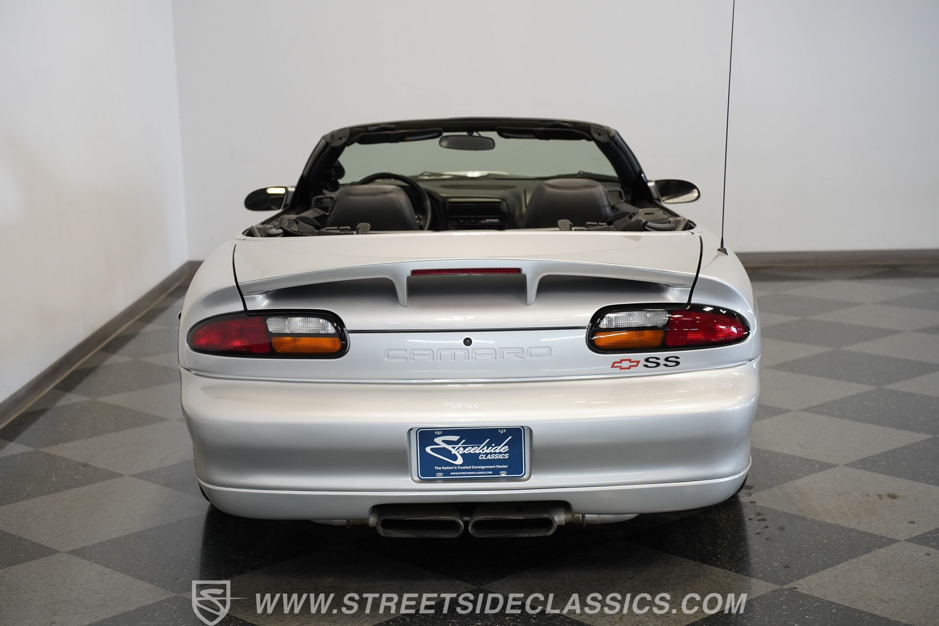 Used 2002 Chevrolet Camaro Z28 w/ SS Performance/Appearance Pkg RWD image 30