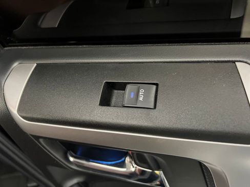Used 2021 Toyota 4Runner Limited RWD image 23