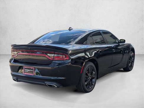 Used 2022 Dodge Charger SXT w/ Blacktop Package AWD/4WD image 5