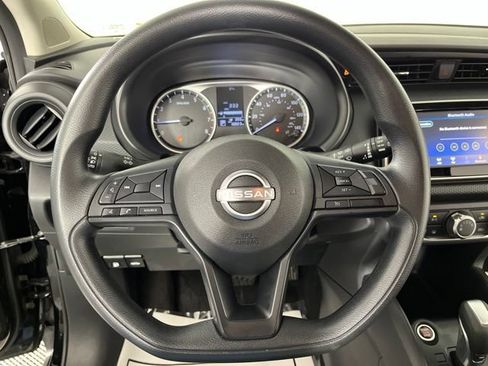 Certified 2025 Nissan Kicks Play S FWD image 21