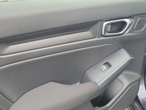 Used 2025 Honda Civic Sport image 18