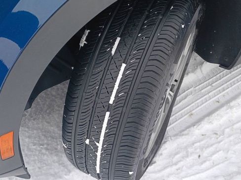 Used 2022 Buick Envision Preferred image 9