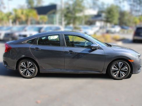 Used 2018 Honda Civic EX-T image 13