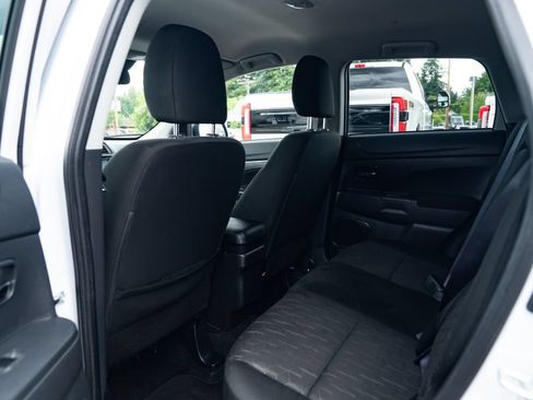 Used 2023 Mitsubishi Outlander Sport ES AWD/4WD image 22
