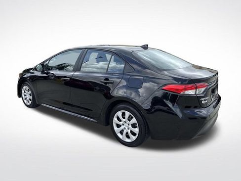 Used 2024 Toyota Corolla LE FWD image 6