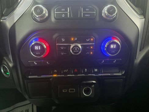 Used 2021 GMC Sierra 1500 Elevation w/ LPO, Elevation Black Package image 36