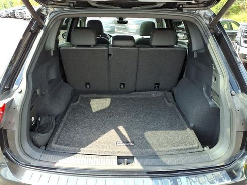 Used 2020 Volkswagen Tiguan SEL Premium R-Line AWD/4WD image 13