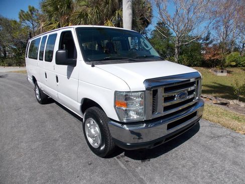 Used 2013 Ford E-350 and Econoline 350 XLT image 1