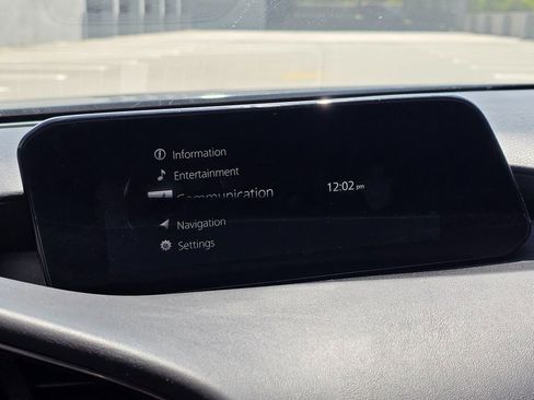 Used 2019 MAZDA MAZDA3 Sedan w/ Preferred Package FWD image 28