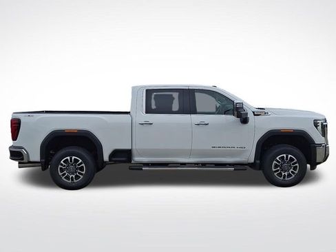 New 2026 GMC Sierra 2500 SLT w/ SLT Premium Package image 8