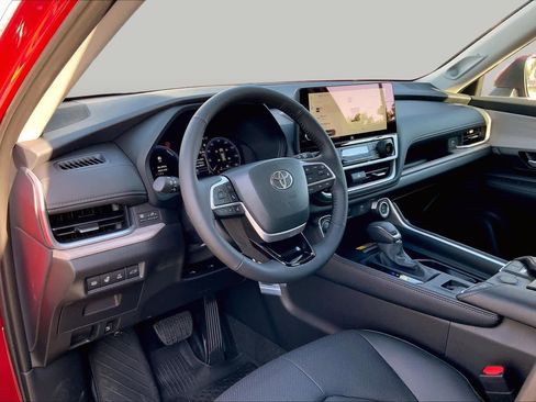 New 2026 Toyota Grand Highlander AWD Hybrid image 8