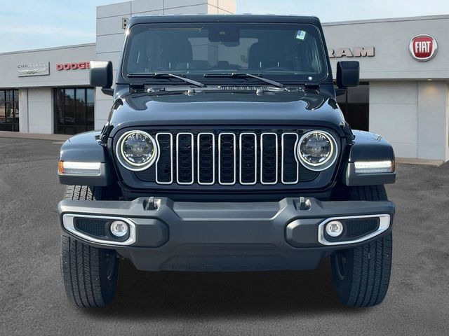 Used 2025 Jeep Wrangler Unlimited Sahara AWD/4WD image 2