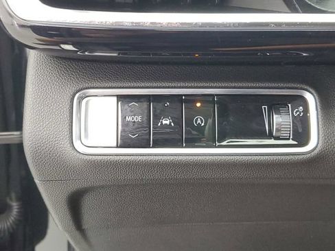 Used 2024 Buick Envision Preferred AWD/4WD image 33