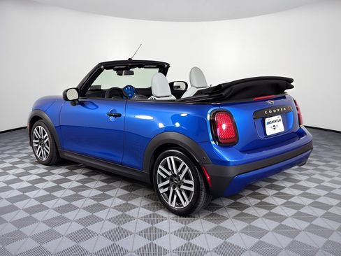 Used 2025 MINI Cooper S FWD image 3