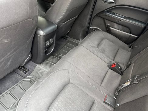 Used 2020 GMC Canyon SLE w/ Elevation Edition AWD/4WD image 13